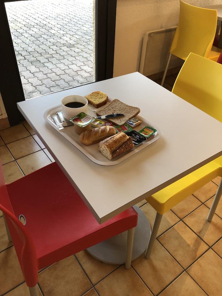 Hotel Bhoma Troyes La Chapelle-Saint-Luc Ngoại thất bức ảnh