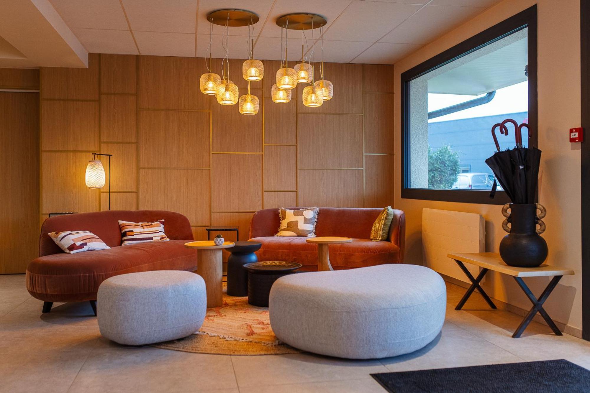 Hotel Bhoma Troyes La Chapelle-Saint-Luc Ngoại thất bức ảnh