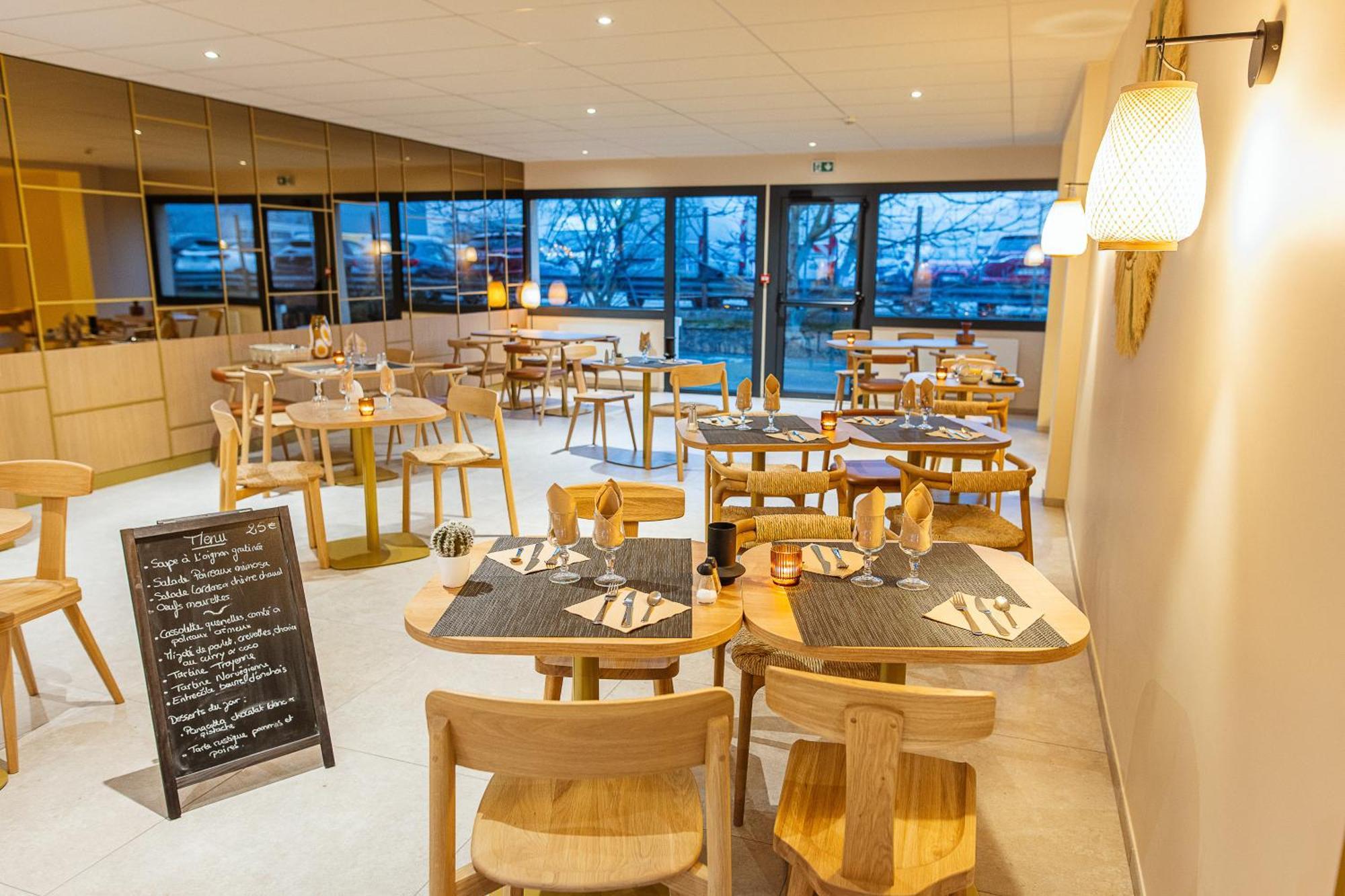 Hotel Bhoma Troyes La Chapelle-Saint-Luc Ngoại thất bức ảnh