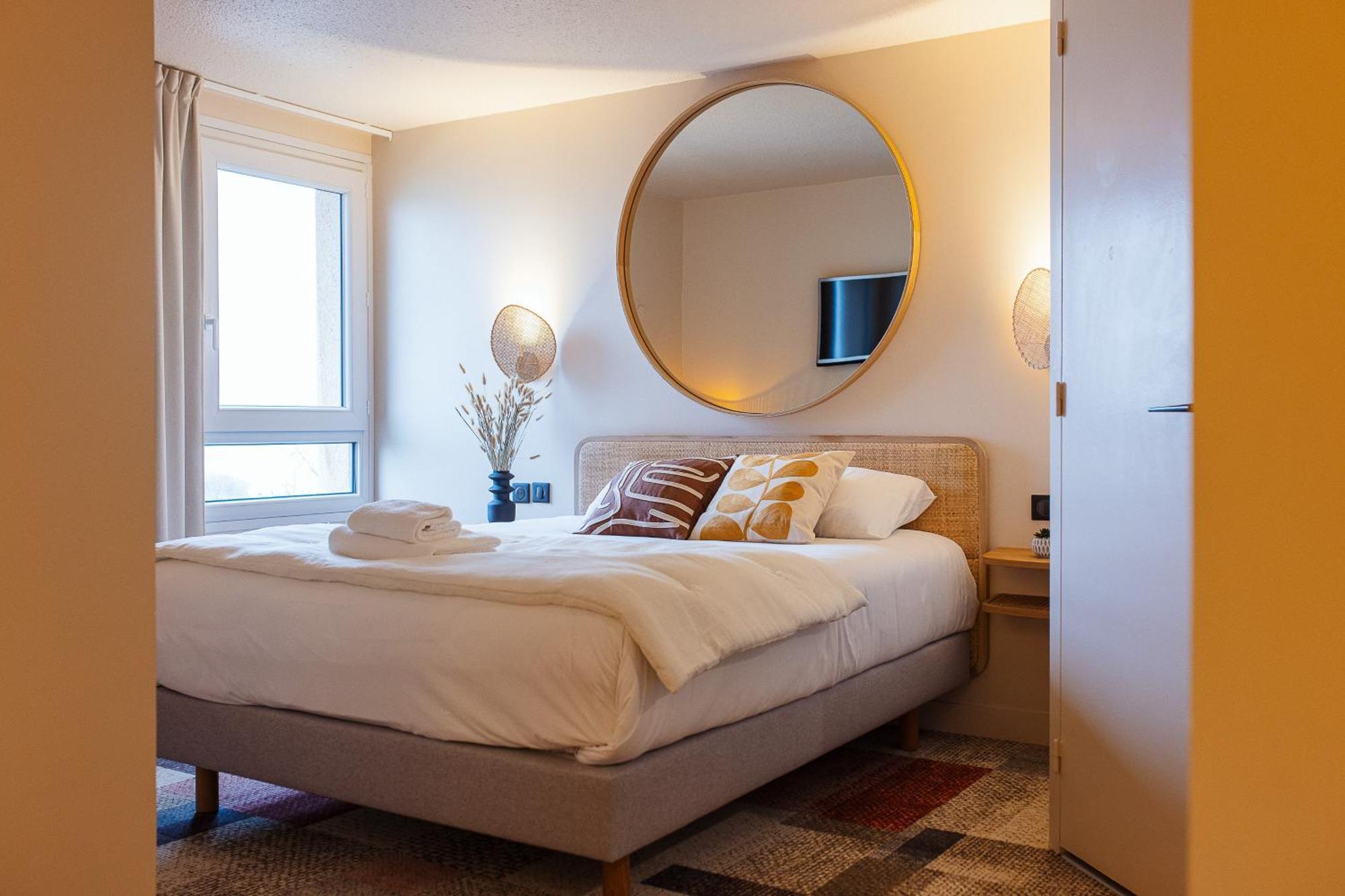 Hotel Bhoma Troyes La Chapelle-Saint-Luc Ngoại thất bức ảnh