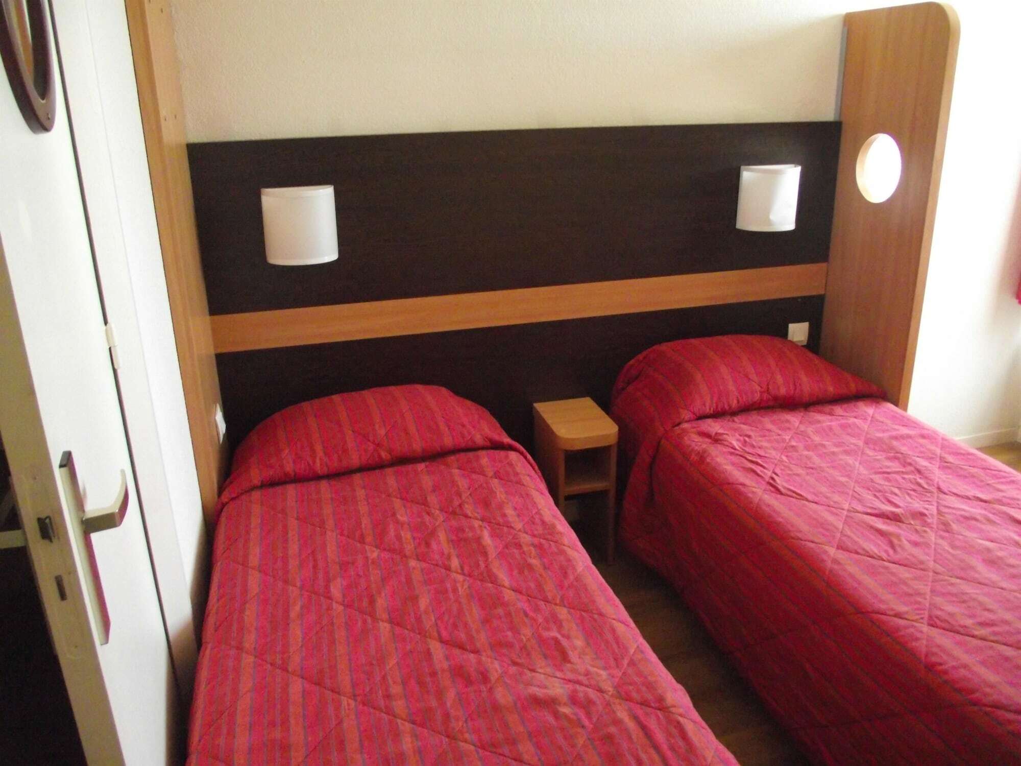 Hotel Bhoma Troyes La Chapelle-Saint-Luc Ngoại thất bức ảnh